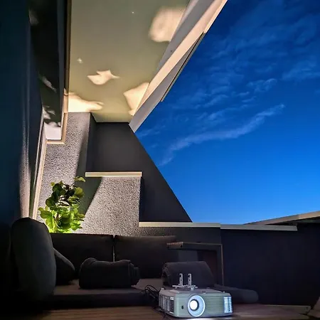 Icon Nest - Jacuzzi & Sunset View And Lounge Apartamento